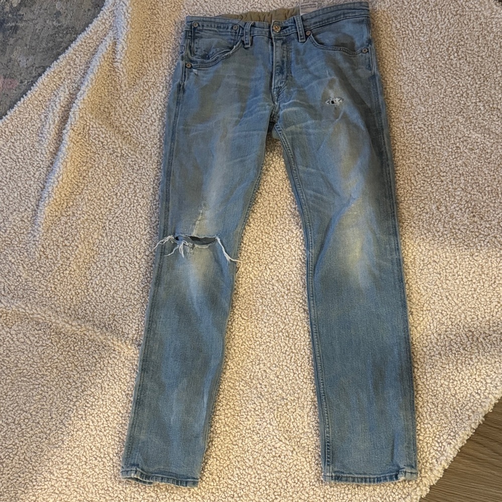 Vintage Levi's Light Blue Distressed Straight Jeans